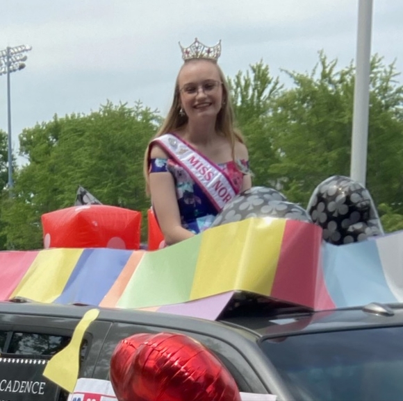 Floral Prom Dress - Picture 4 of 8